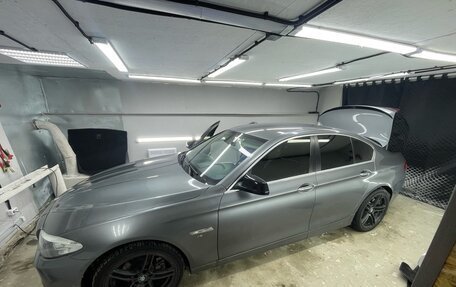 BMW 5 серия, 2013 год, 1 000 000 рублей, 8 фотография