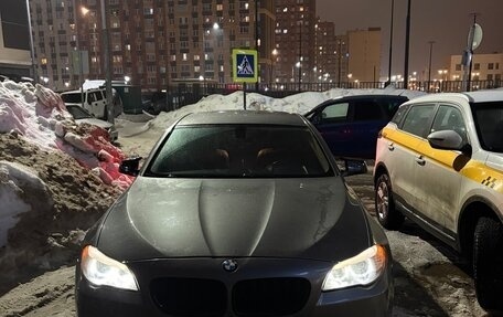 BMW 5 серия, 2013 год, 1 000 000 рублей, 2 фотография
