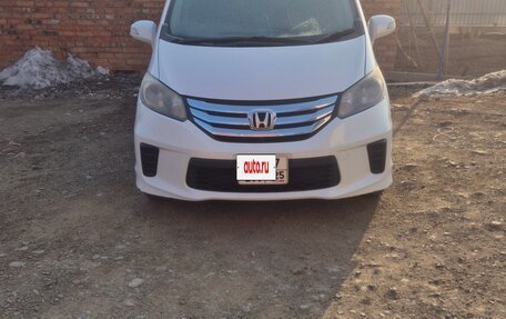 Honda Freed I, 2013 год, 1 000 000 рублей, 3 фотография