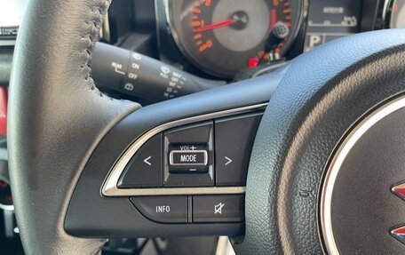 Suzuki Jimny, 2022 год, 1 911 000 рублей, 16 фотография