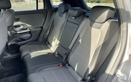 Mercedes-Benz GLA, 2022 год, 2 441 000 рублей, 16 фотография