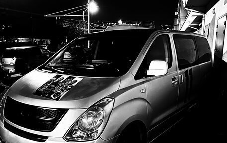 Hyundai Grand Starex Grand Starex I рестайлинг 2, 2008 год, 1 050 000 рублей, 13 фотография