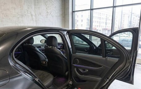 Mercedes-Benz E-Класс, 2020 год, 2 990 000 рублей, 6 фотография