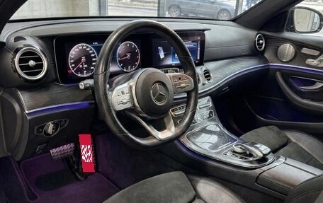 Mercedes-Benz E-Класс, 2020 год, 2 990 000 рублей, 8 фотография