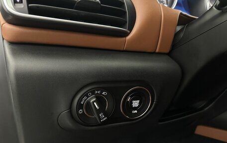 Maserati Levante I, 2017 год, 3 200 000 рублей, 9 фотография