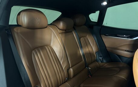 Maserati Levante I, 2017 год, 3 200 000 рублей, 15 фотография