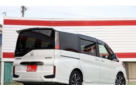 Honda Stepwgn IV, 2022 год, 2 250 000 рублей, 13 фотография