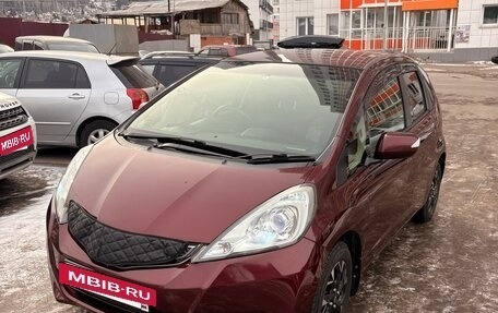 Honda Fit III, 2012 год, 850 000 рублей, 5 фотография