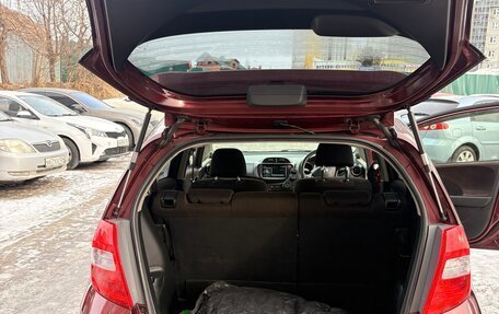 Honda Fit III, 2012 год, 850 000 рублей, 10 фотография