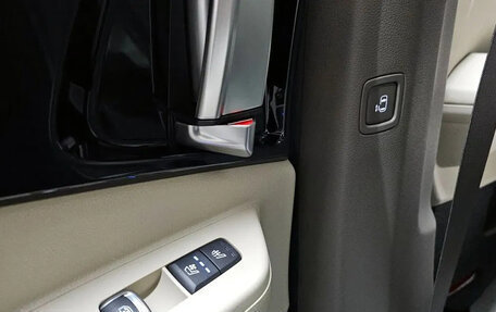 KIA Carnival, 2025 год, 7 355 000 рублей, 16 фотография