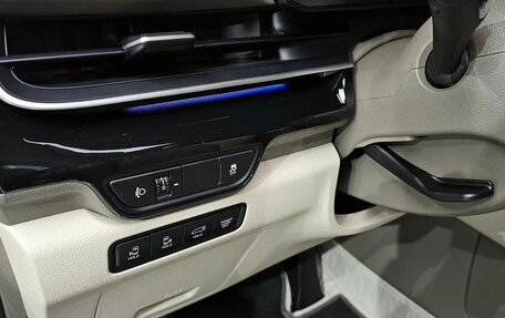 KIA Carnival, 2025 год, 7 355 000 рублей, 14 фотография