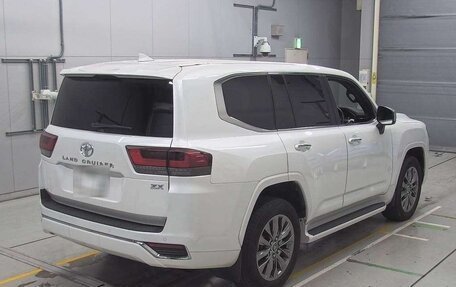 Toyota Land Cruiser Prado, 2024 год, 10 000 000 рублей, 2 фотография