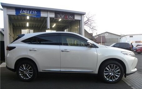 Toyota Harrier, 2017 год, 2 200 000 рублей, 6 фотография