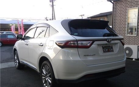 Toyota Harrier, 2017 год, 2 200 000 рублей, 4 фотография