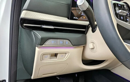 Genesis GV80 I, 2024 год, 10 371 000 рублей, 13 фотография