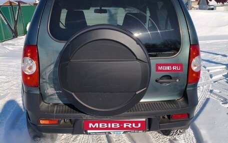 Chevrolet Niva I рестайлинг, 2017 год, 710 000 рублей, 3 фотография