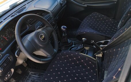 Chevrolet Niva I рестайлинг, 2017 год, 710 000 рублей, 15 фотография