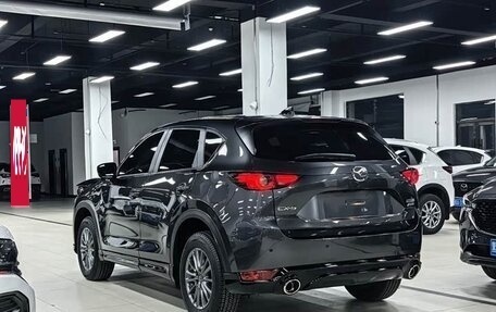 Mazda CX-5 II, 2023 год, 2 000 000 рублей, 4 фотография