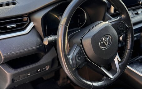 Toyota RAV4, 2022 год, 3 300 000 рублей, 11 фотография