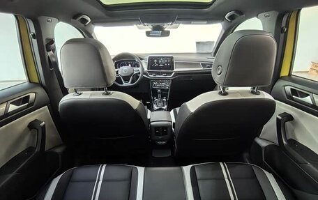 Volkswagen T-Roc I, 2023 год, 1 550 055 рублей, 18 фотография