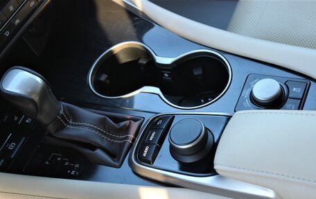 Lexus RX IV рестайлинг, 2018 год, 4 685 000 рублей, 9 фотография
