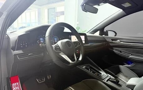 Volkswagen Golf VIII, 2022 год, 1 490 007 рублей, 9 фотография