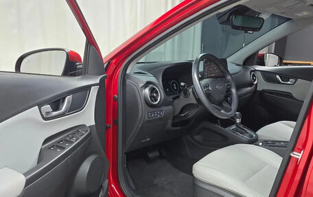 Hyundai Kona I, 2023 год, 1 820 055 рублей, 8 фотография