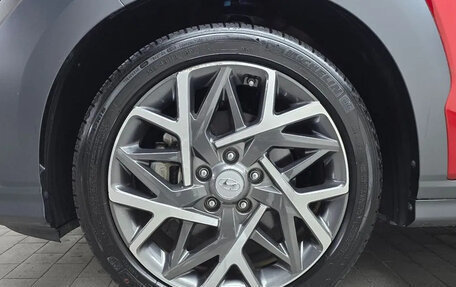 Hyundai Kona I, 2023 год, 1 820 055 рублей, 18 фотография