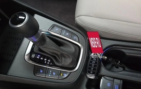 Hyundai Kona I, 2023 год, 1 820 055 рублей, 11 фотография