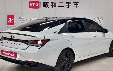 Hyundai Elantra, 2023 год, 1 610 000 рублей, 6 фотография