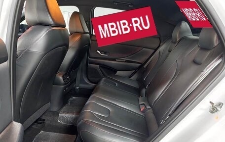 Hyundai Elantra, 2023 год, 1 610 000 рублей, 10 фотография