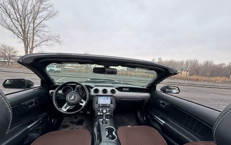 Ford Mustang VI рестайлинг, 2019 год, 1 600 000 рублей, 14 фотография