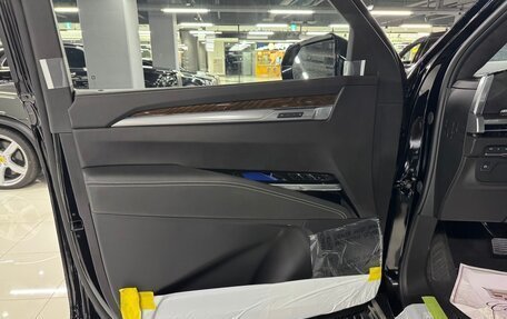 Cadillac Escalade V, 2025 год, 23 900 012 рублей, 4 фотография