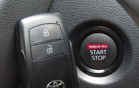 Toyota Corolla, 2023 год, 1 650 000 рублей, 11 фотография