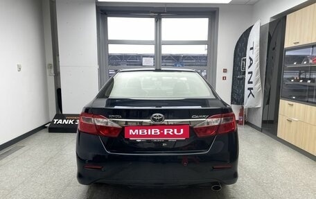 Toyota Camry, 2013 год, 1 750 000 рублей, 5 фотография