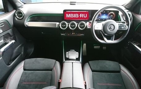 Mercedes-Benz GLB, 2023 год, 2 793 000 рублей, 14 фотография