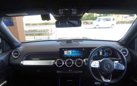 Mercedes-Benz GLB, 2023 год, 2 307 000 рублей, 15 фотография