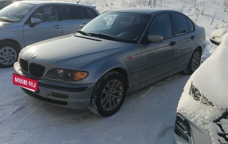 BMW 3 серия, 2004 год, 650 000 рублей, 19 фотография