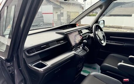 Honda Stepwgn IV, 2022 год, 2 152 000 рублей, 29 фотография