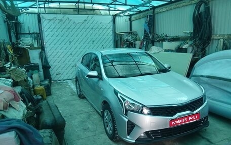 KIA Rio IV, 2022 год, 1 750 000 рублей, 1 фотография