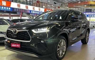 Toyota Highlander, 2022 год, 5 400 000 рублей, 1 фотография