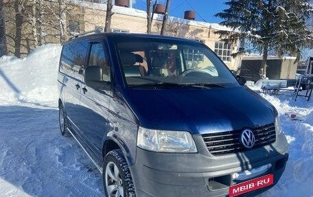 Volkswagen Transporter T5 рестайлинг, 2008 год, 950 000 рублей, 1 фотография