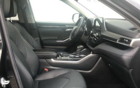 Toyota Highlander, 2022 год, 5 400 000 рублей, 13 фотография