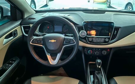 Chevrolet Monza, 2022 год, 1 310 000 рублей, 10 фотография