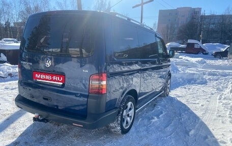Volkswagen Transporter T5 рестайлинг, 2008 год, 950 000 рублей, 2 фотография