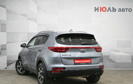 KIA Sportage IV рестайлинг, 2020 год, 2 600 000 рублей, 4 фотография