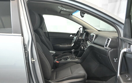 KIA Sportage IV рестайлинг, 2020 год, 2 600 000 рублей, 11 фотография