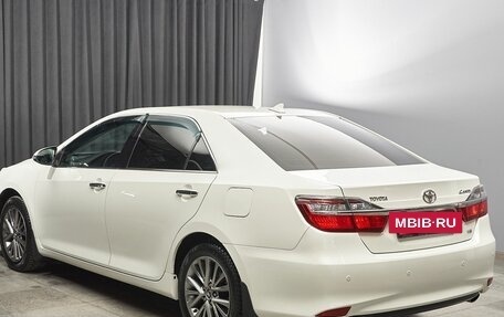 Toyota Camry, 2015 год, 2 170 000 рублей, 6 фотография