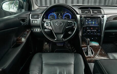Toyota Camry, 2015 год, 2 170 000 рублей, 24 фотография