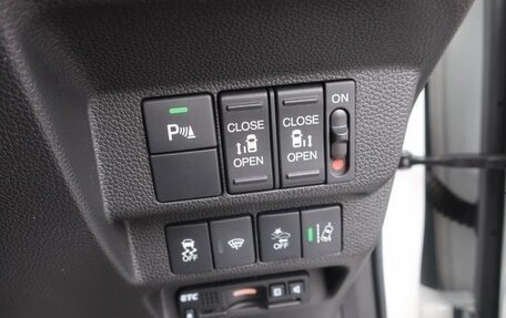 Honda Freed II, 2017 год, 1 307 000 рублей, 19 фотография